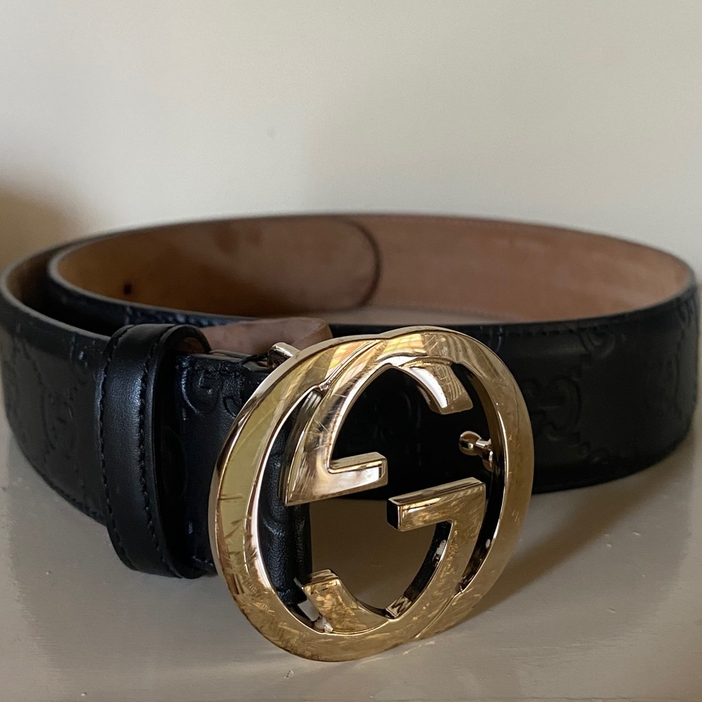 Gucci Signature Leather Belt- Interlocking Gs